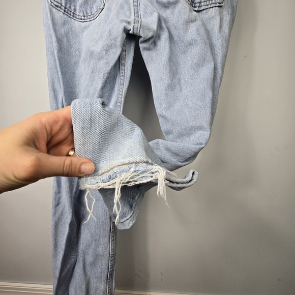 Vintage LEVIS 505 Light Blue Men's 31x30 Jeans. Flaws - Picture 11 of 16